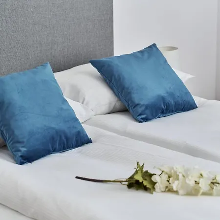 Lejlighed Modern Elegance With Ac By Renters *