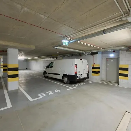 Modern Elegance With Ac By Renters Appartamento *