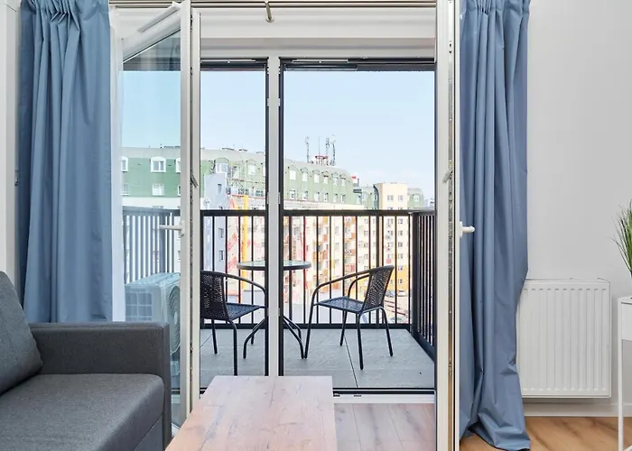 Modern Elegance With Ac By Renters Lejlighed