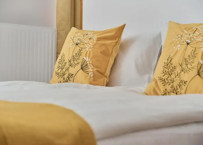 Modern Elegance With Ac By Renters *