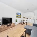 아파트 Modern Elegance With Ac By Renters *