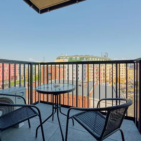 Modern Elegance With Ac By Renters *