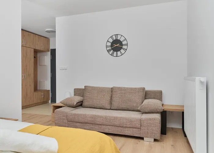 Modern Elegance With Ac By Renters