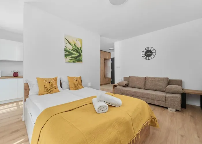 Modern Elegance With Ac By Renters *