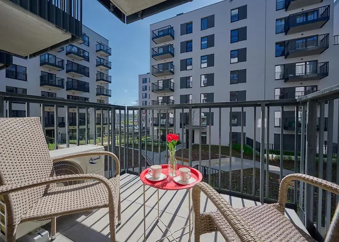 Modern Elegance With Ac By Renters *